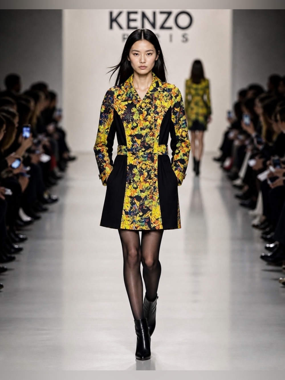 Authentic kenzo floral trench coat size small